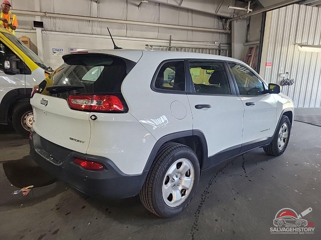 1C4PJMAB2HW655272 2017 JEEP CHEROKEE photo no. 2