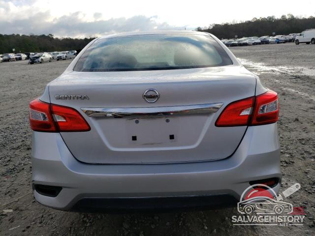 3N1AB7APXJY243067 2018 NISSAN SENTRA photo no. 6