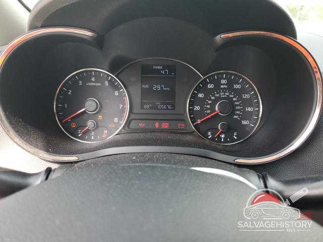 3KPFK4A70HE048821 2017 KIA FORTE photo no. 9