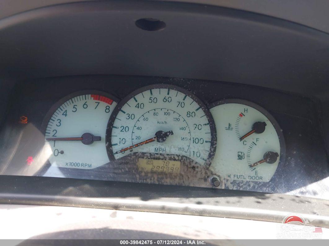 2T1BR32E54C290465 2004 TOYOTA COROLLA photo no. 7