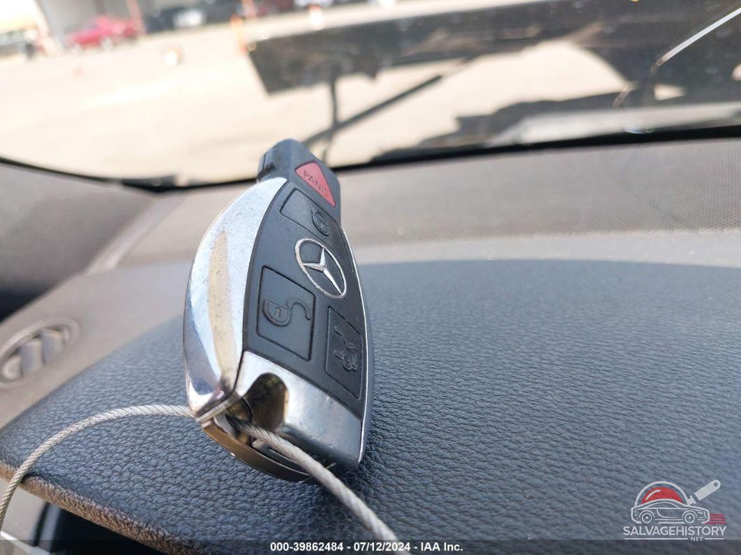 WDDHF7CBXAA123085 2010 MERCEDES-BENZ E 550 photo no. 11