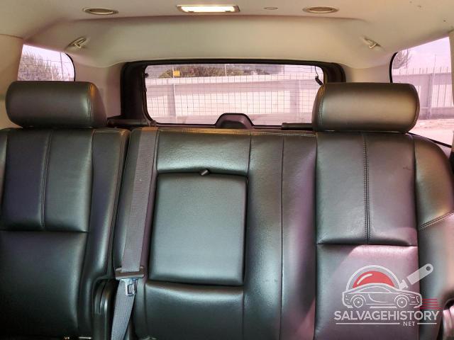 1GNMCBE39AR185838 2010 CHEVROLET TAHOE photo no. 10