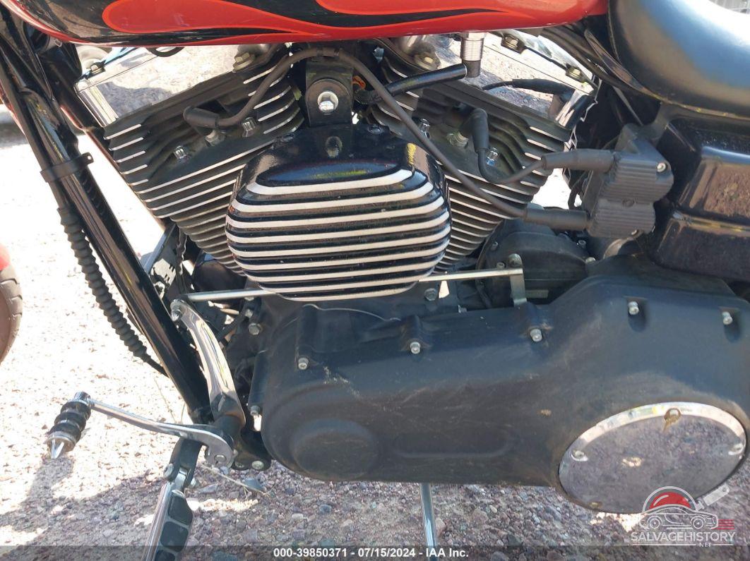 1HD1GP415BC328817 2011 HARLEY-DAVIDSON FXDWG photo no. 9