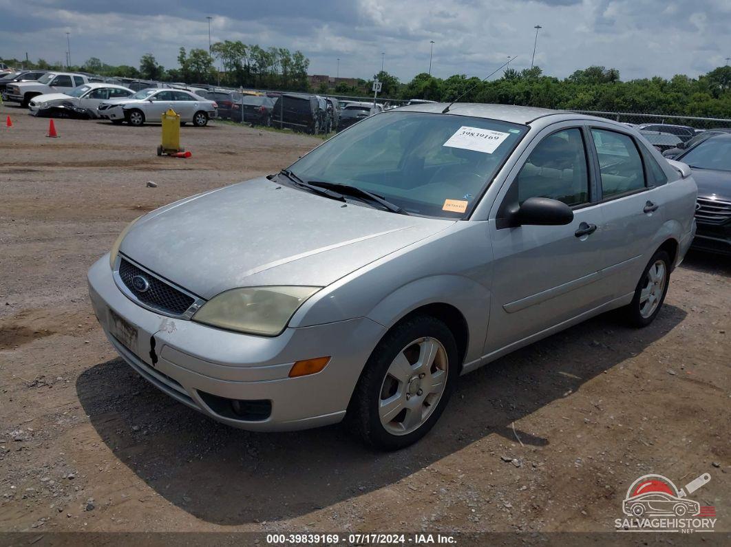 1FAHP34NX6W230081 2006 FORD FOCUS photo no. 2