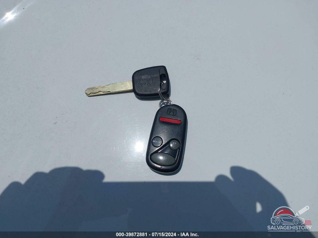2HGES16683H612871 2003 HONDA CIVIC photo no. 11