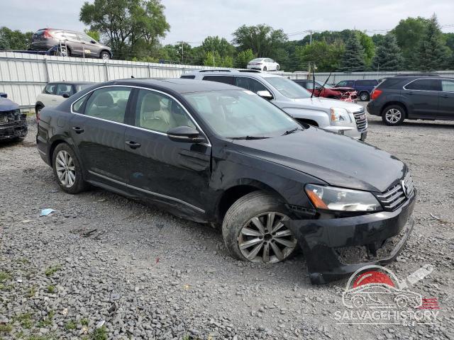 1VWCP7A30CC005953 2012 VOLKSWAGEN PASSAT photo no. 4