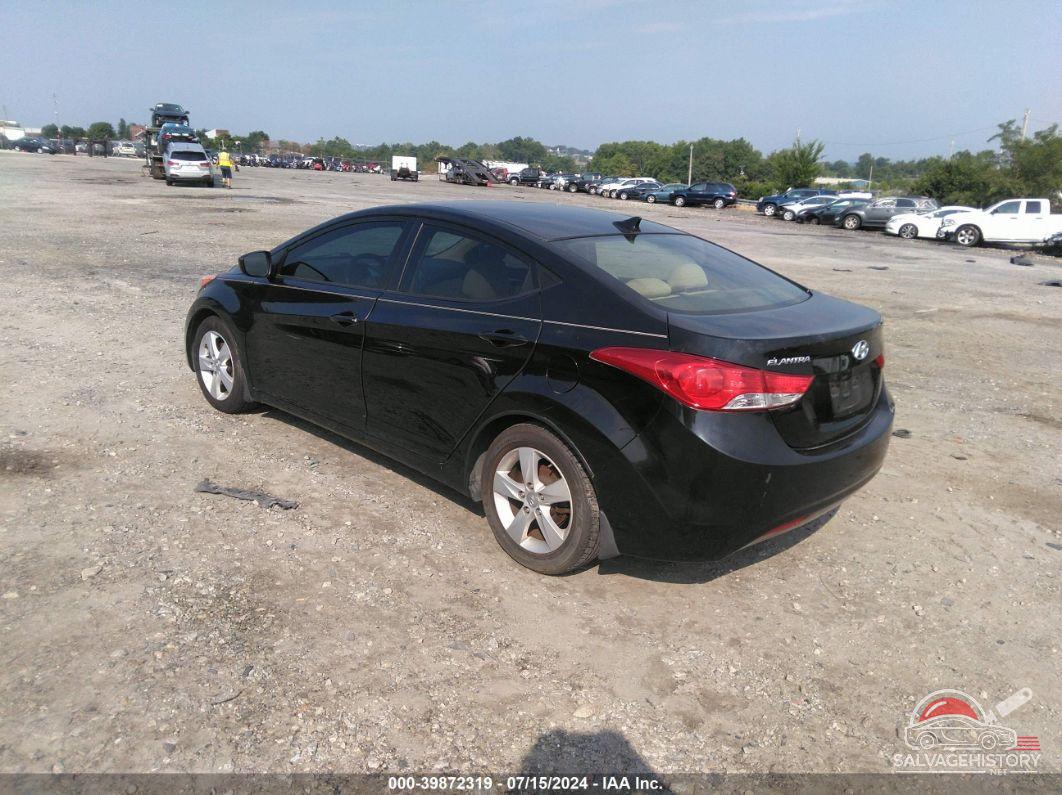 5NPDH4AE2DH246133 2013 HYUNDAI ELANTRA photo no. 3