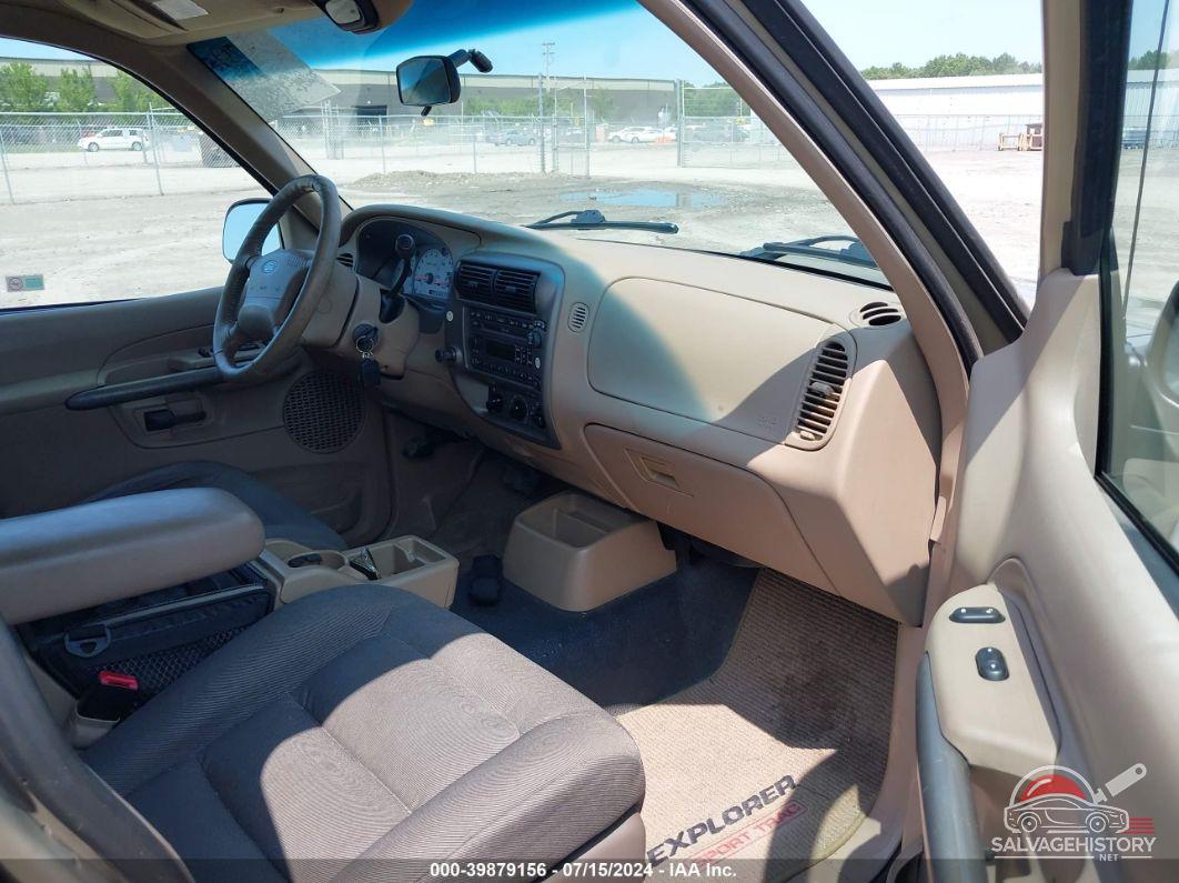 1FMZU67E81UA21135 2001 FORD EXPLORER SPORT TRAC photo no. 5