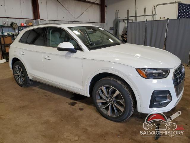 WA1AAAFY6M2052483 2021 AUDI Q5 photo no. 4