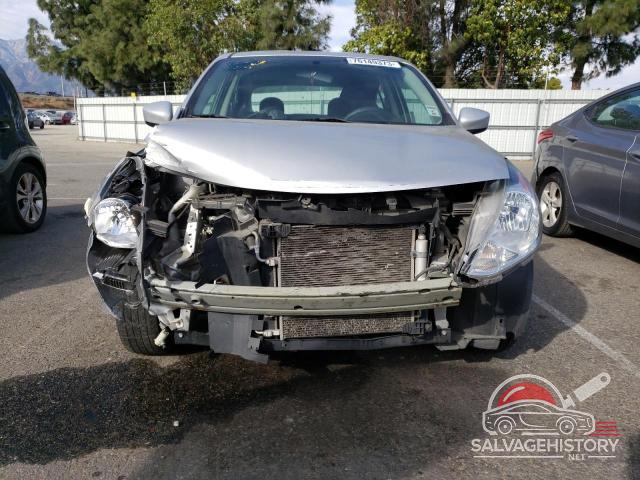 3N1CN7AP3GL882607 2016 NISSAN VERSA photo no. 5