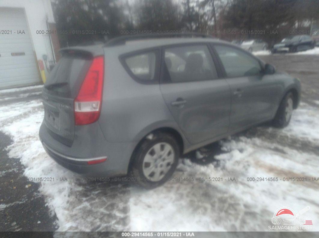 KMHDC8AE1AU077483 2010 HYUNDAI ELANTRA TOURING photo no. 4