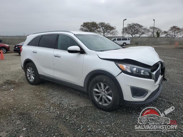 5XYPG4A5XGG005867 2016 KIA SORENTO photo no. 4