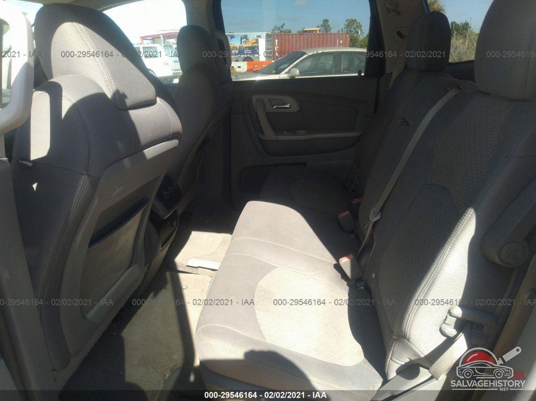 1GNKRFED9BJ213269 2011 CHEVROLET TRAVERSE photo no. 8