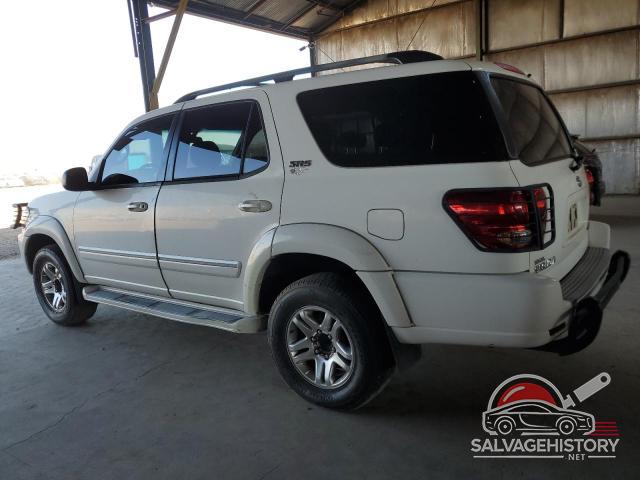 5TDZT34AX5S263524 2005 TOYOTA SEQUOIA photo no. 2