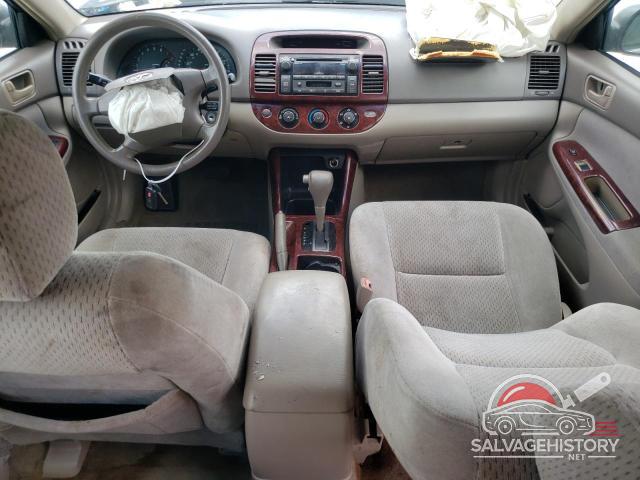4T1BF32K94U576705 2004 TOYOTA CAMRY photo no. 8