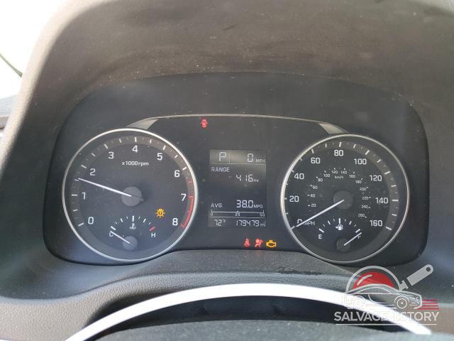 KMHD74LFXHU084008 2017 HYUNDAI ELANTRA photo no. 9