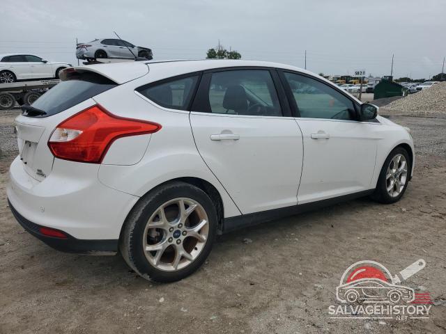 1FAHP3M26CL381342 2012 FORD FOCUS photo no. 3