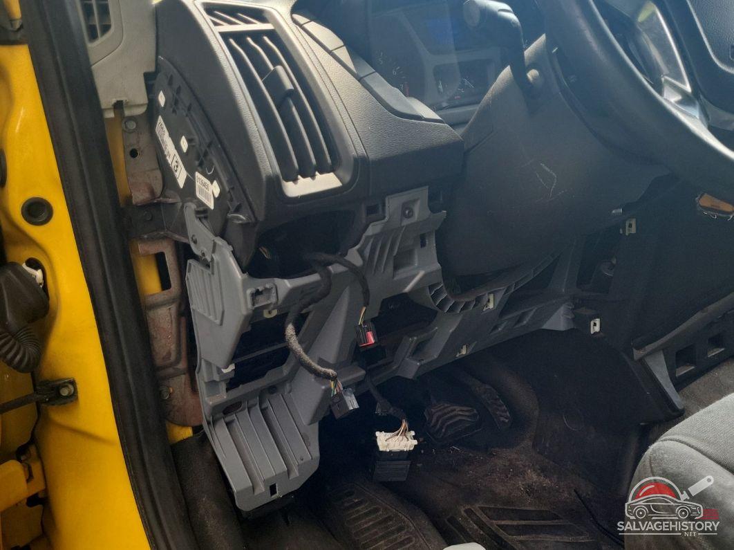 1FTKR3XM9GKA10274 2016 FORD TRANSIT photo no. 2