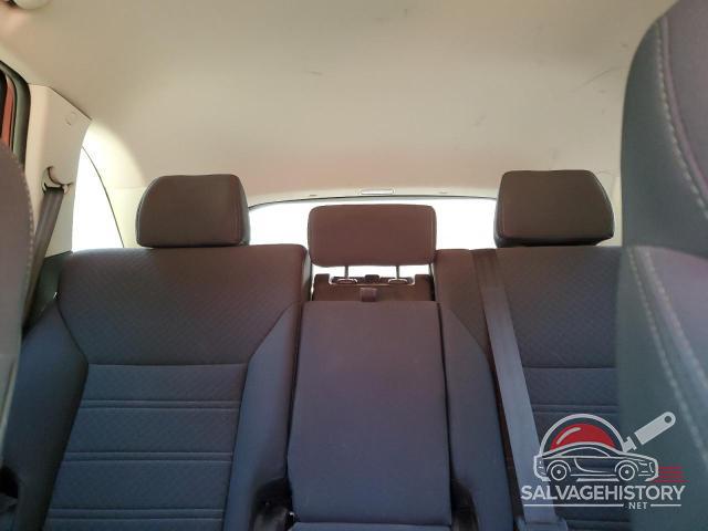 5XYPGDA30HG262066 2017 KIA SORENTO photo no. 10