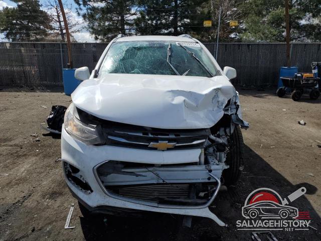 3GNCJLSB4HL162827 2017 CHEVROLET TRAX photo no. 5