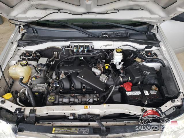 1FMCU93198KA59988 2008 FORD ESCAPE photo no. 12