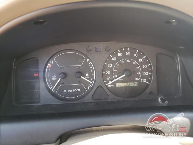 1NXBR12E32Z628543 2002 TOYOTA COROLLA photo no. 9