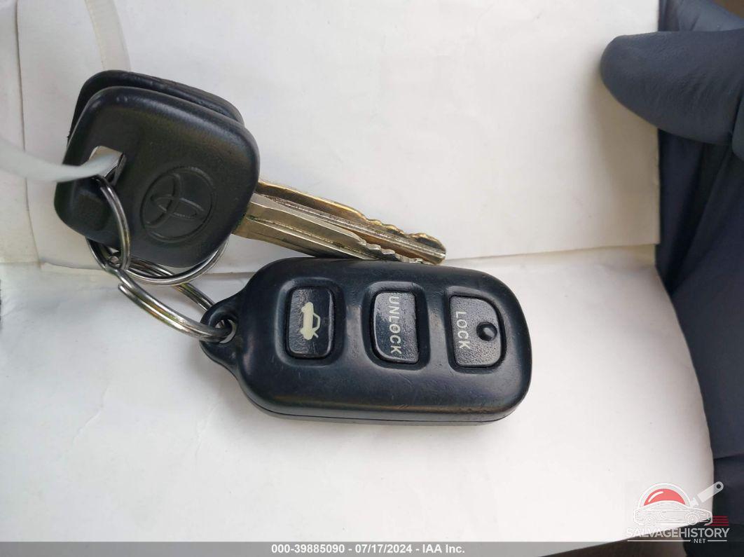 JTDBE32K720118219 2002 TOYOTA CAMRY photo no. 11