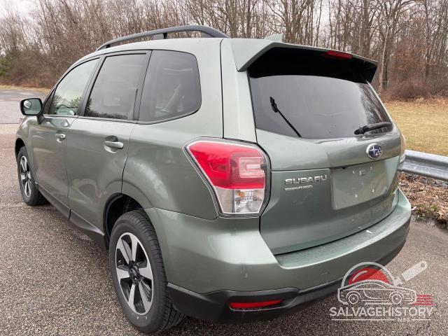 JF2SJAGC5JH483341 2018 SUBARU FORESTER photo no. 3