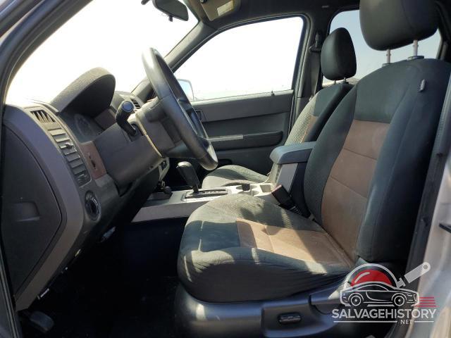 1FMCU03Z48KA10358 2008 FORD ESCAPE photo no. 7