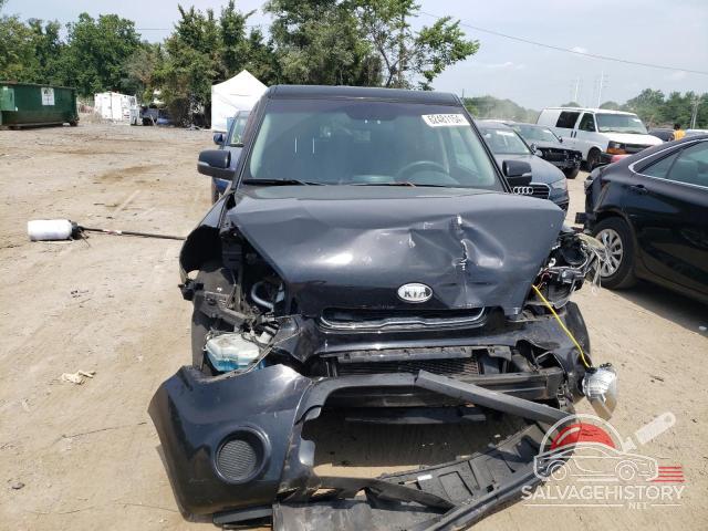 KNDJT2A64C7380921 2012 KIA SOUL photo no. 5