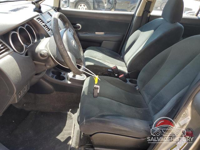 3N1BC1CPXBL395571 2011 NISSAN VERSA photo no. 7
