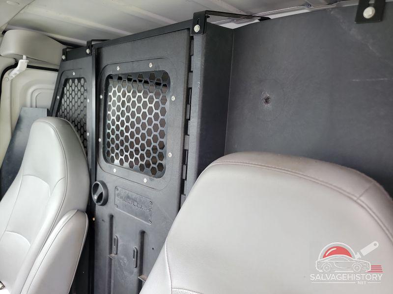 1FTNE24W56DA21123 2006 FORD ECONOLINE photo no. 4