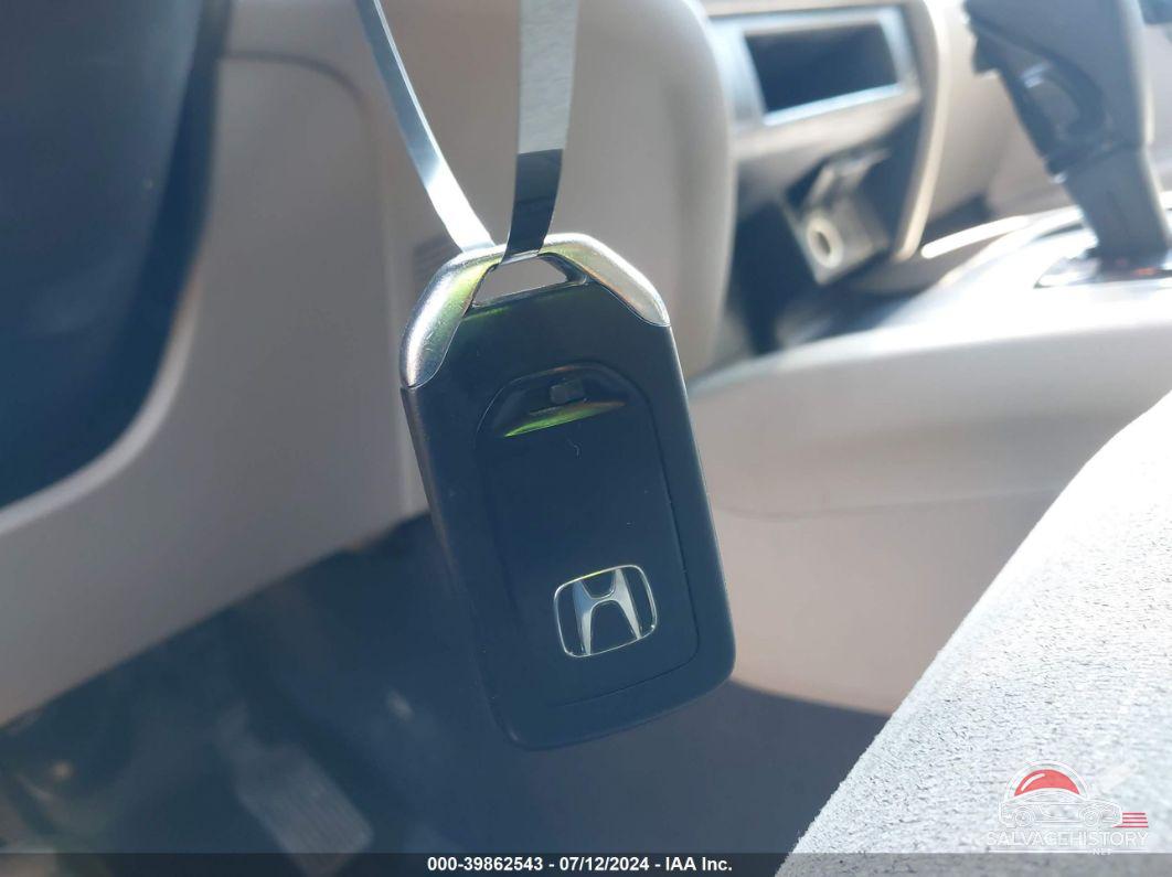 5FNYF6H34GB032903 2016 HONDA PILOT photo no. 11