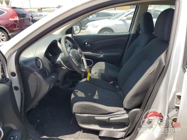 3N1CN7AP5JK402886 2018 NISSAN VERSA photo no. 7