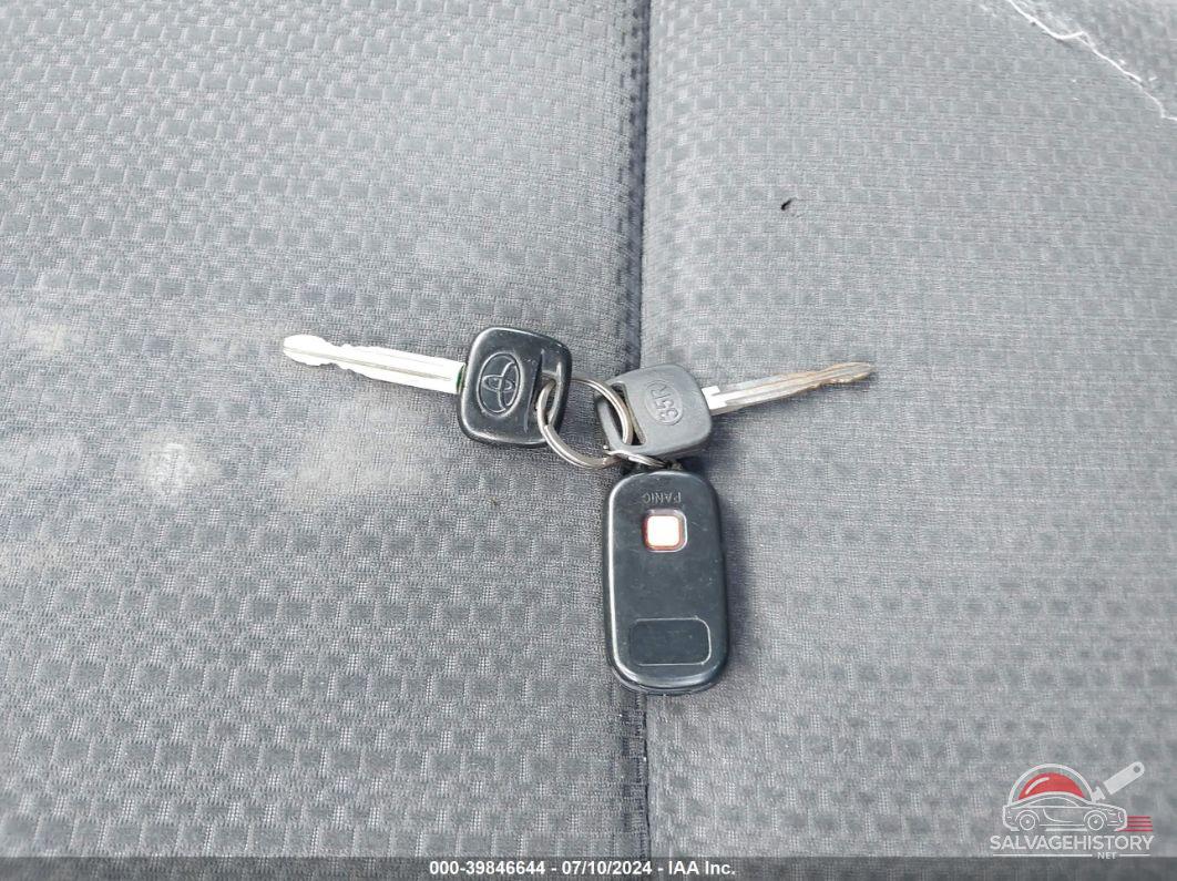 1NXBR32E43Z032032 2003 TOYOTA COROLLA photo no. 11