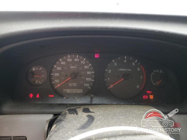 1N6ED27T4YC379307 2000 NISSAN FRONTIER photo no. 9