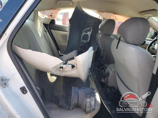 3N1AB7AP5GY234379 2016 NISSAN SENTRA photo no. 10