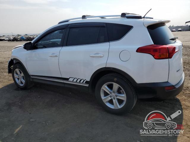 2T3WFREV7EW101640 2014 TOYOTA RAV4 photo no. 2