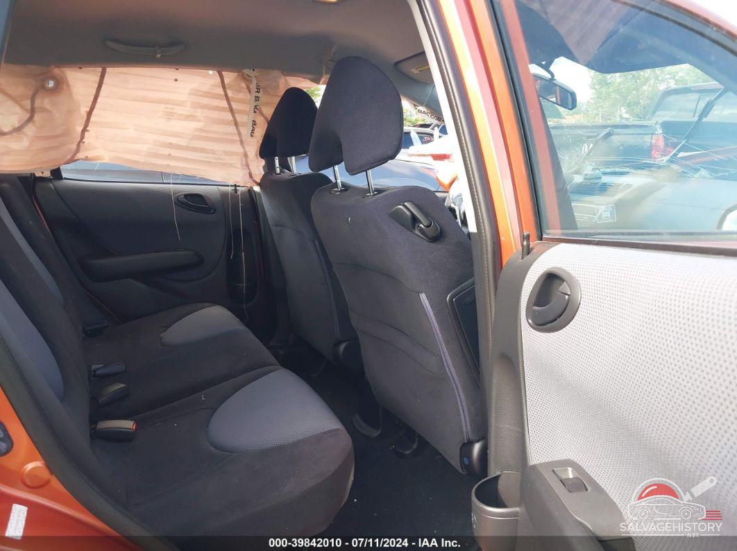 JHMGD38627S017022 2007 HONDA FIT photo no. 8
