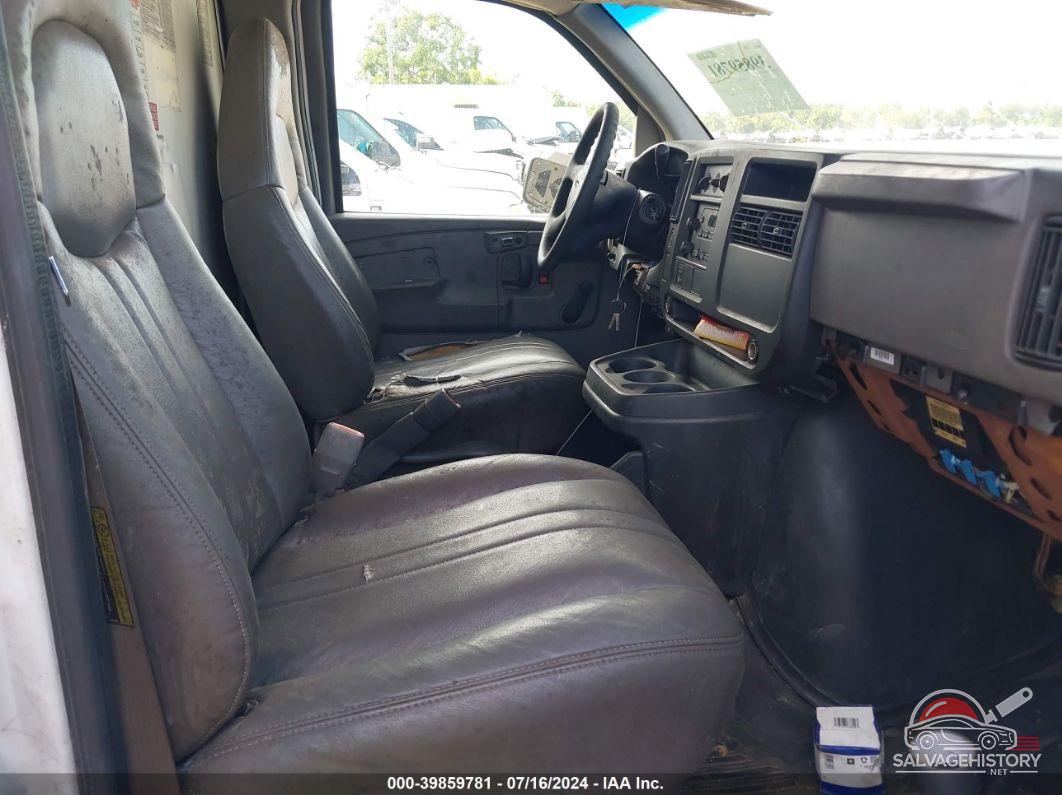 1GDJG31V051906688 2005 GMC SAVANA photo no. 6