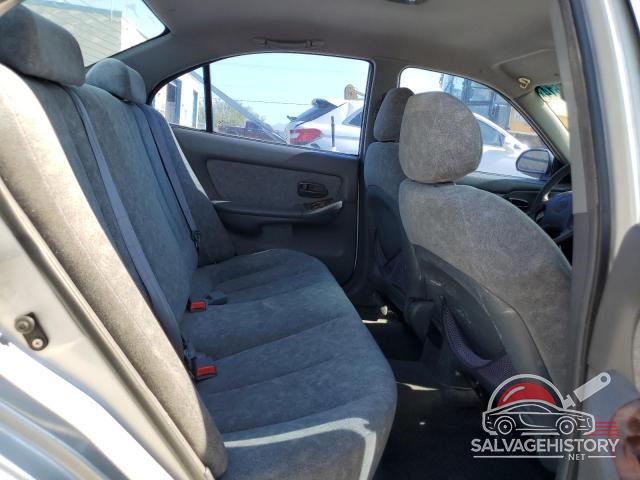 KMHDN45D72U432632 2002 HYUNDAI ELANTRA photo no. 10