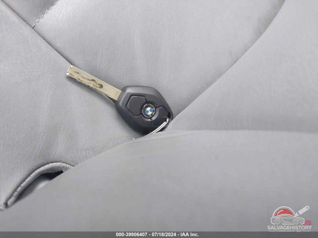 WBABS53413JU96176 2003 BMW 330CI photo no. 11