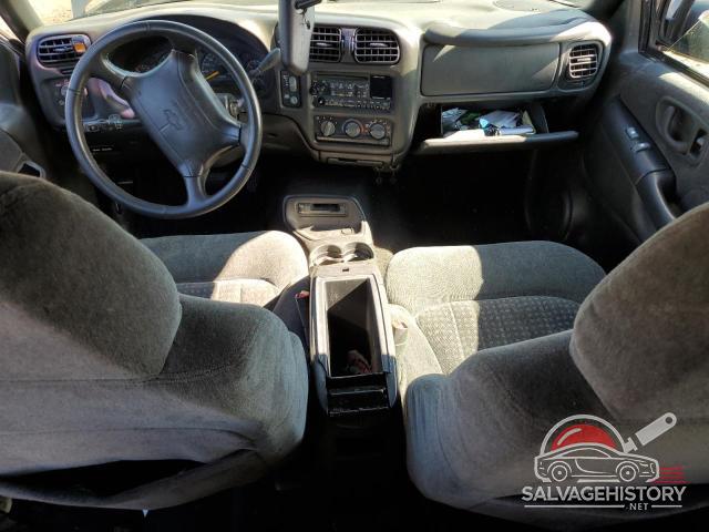1GNDT13W5W2229955 1998 CHEVROLET BLAZER photo no. 8