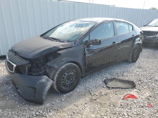 3KPFK4A71HE076692 2017 KIA FORTE photo no. 10