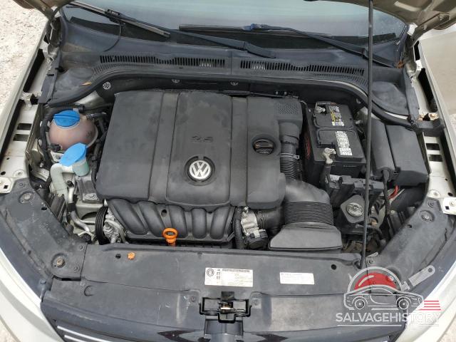 3VWLP7AJXDM242397 2013 VOLKSWAGEN JETTA photo no. 11
