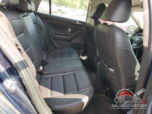 3VWPL7AJ7EM619945 2014 VOLKSWAGEN JETTA photo no. 10