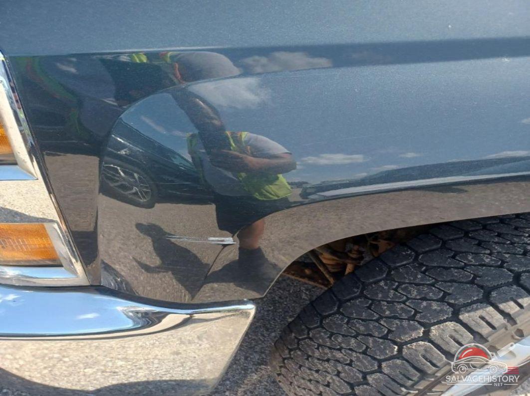 2GC2KREG8K1214206 2019 CHEVROLET SILVERADO 2500HD photo no. 6