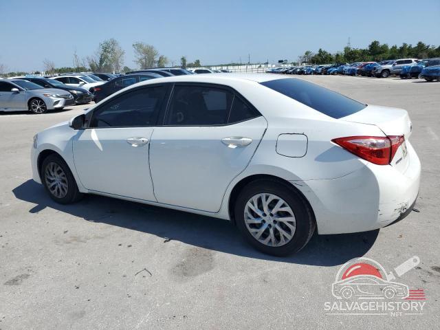 5YFBURHE8HP639276 2017 TOYOTA COROLLA photo no. 2