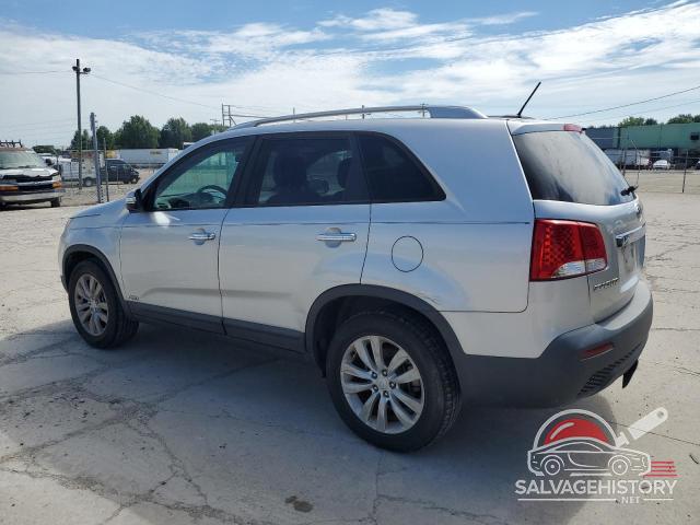5XYKTDA2XBG047802 2011 KIA SORENTO photo no. 2