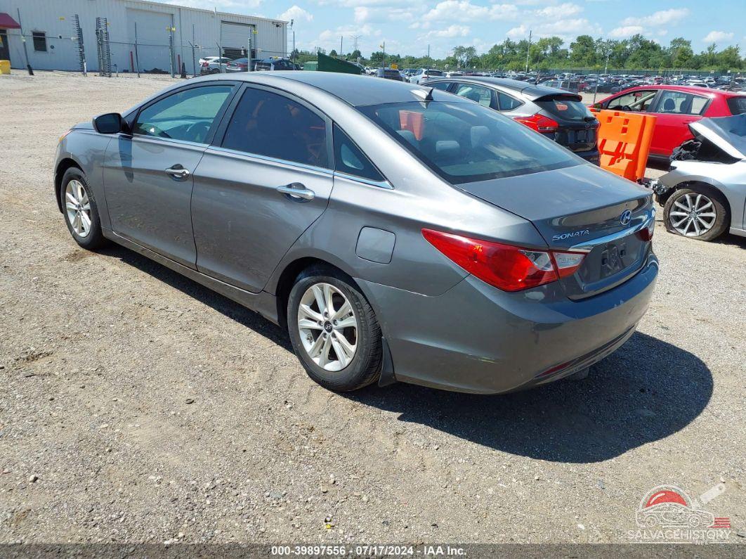 5NPEB4AC9DH664774 2013 HYUNDAI SONATA photo no. 3